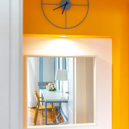 And Sea View Flats Апартаменты *