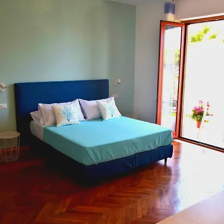 And Sea View Flats *