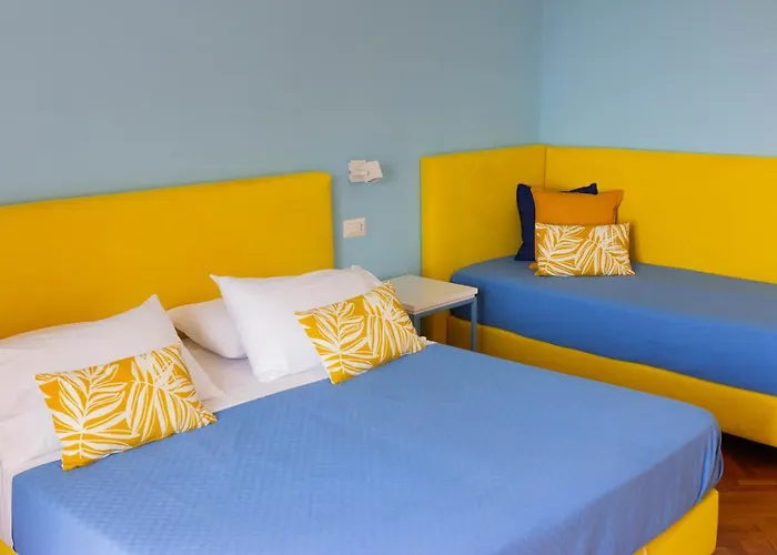 And Sea View Flats * Сорренто